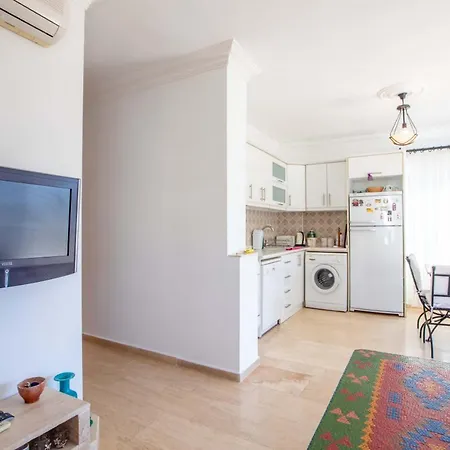 Apartment Invigorating With Shared Pool In Kas