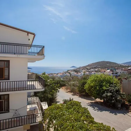 Apartment Invigorating With Shared Pool In Kas *